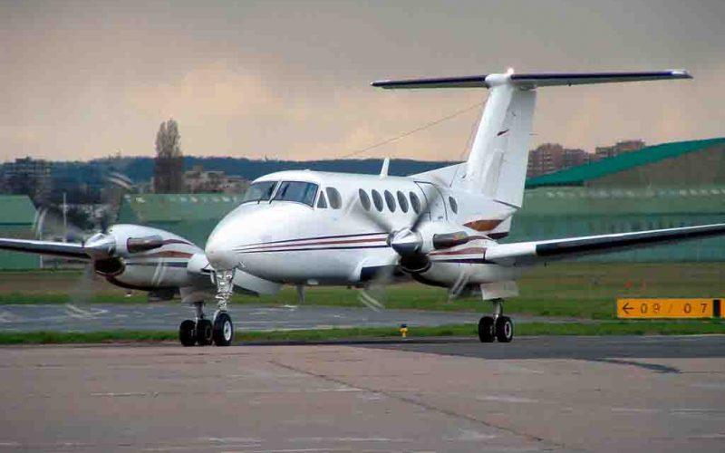 Beech BE200 King Air-min